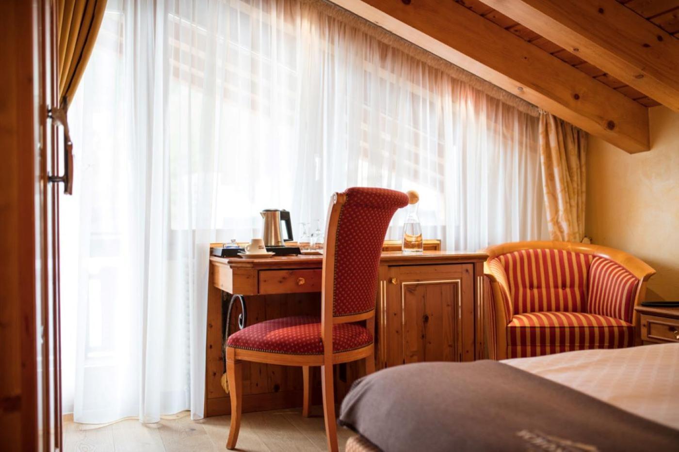 Relais & Chateaux Schoenegg Церматт Екстер'єр фото